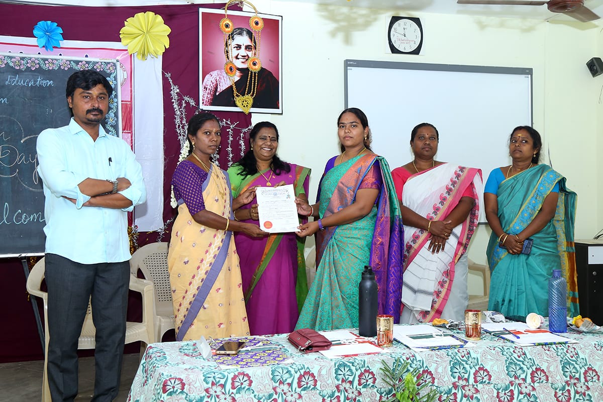 Convocation Certificates Distribution